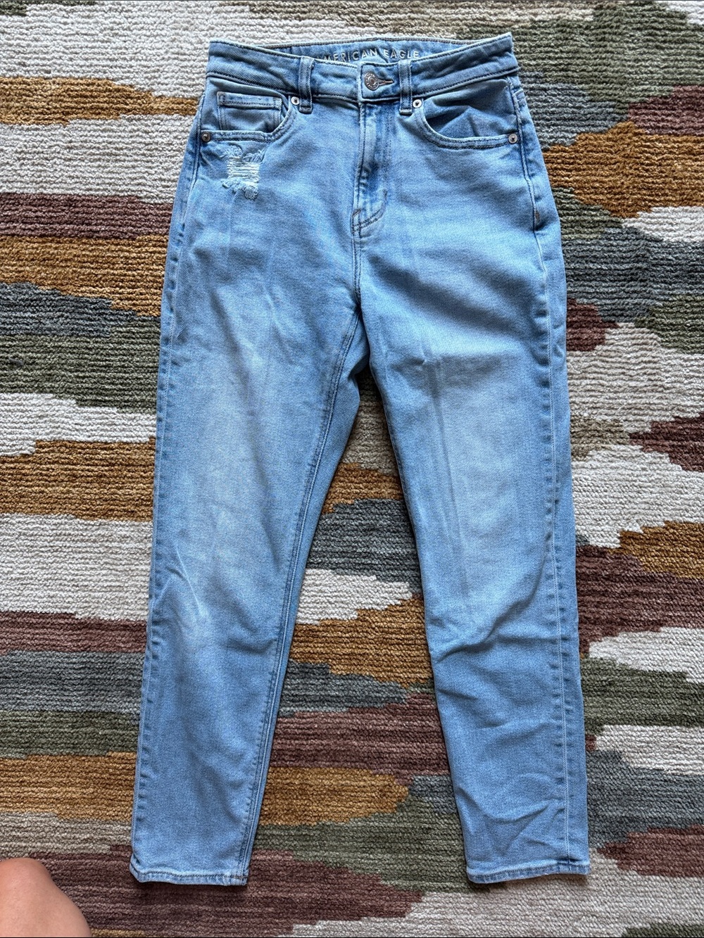 American Eagle Outfitters High-Rise Mom Jeans